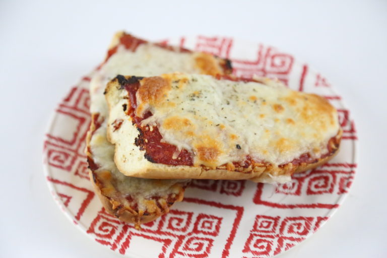 World's Easiest Pizza Bread Recipe - Do It Make It Love It